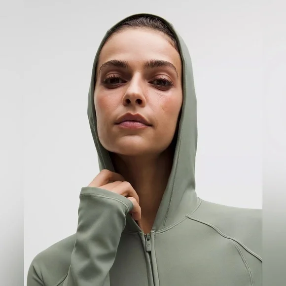 Like New! Lululemon Wunder Train Full Zip Jacket- Willow Leave- Size 10 - Picture 5 of 9